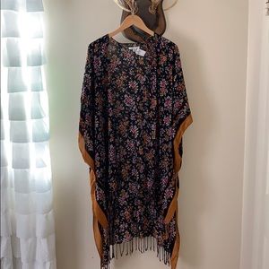 Brand new AE floral midi kimono